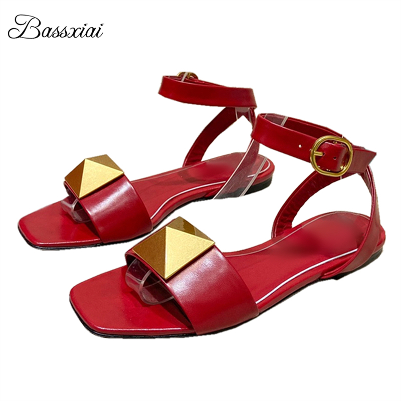 Women'S Shoes Big Feet - Big Rivet Buckle Decor Sandals For