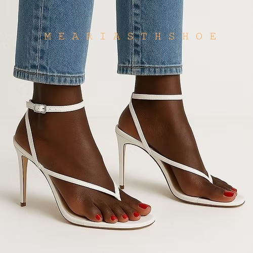 Beige Black Cross Straps Flip- - đánh giá và giá Thong Flat Sandal